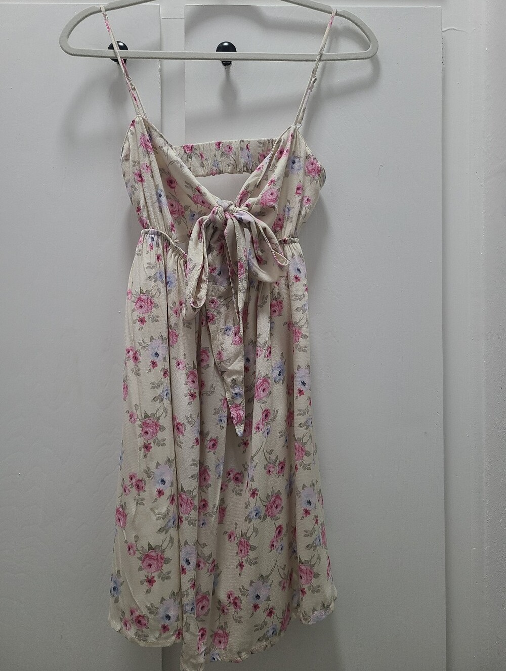 Sky to Moon Cottagecore Ditsy Floral  Tie-Front Cutout Mini Dress – NWT, Size M